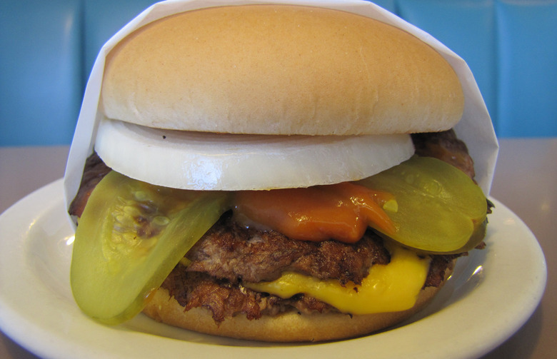 The 25 Best Cheeseburgers in America 2015